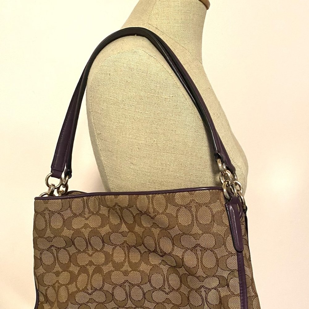 COACH purse Brown with Purple Trim LIKE NEW Shoulder Bag Coach Signature Phoebe